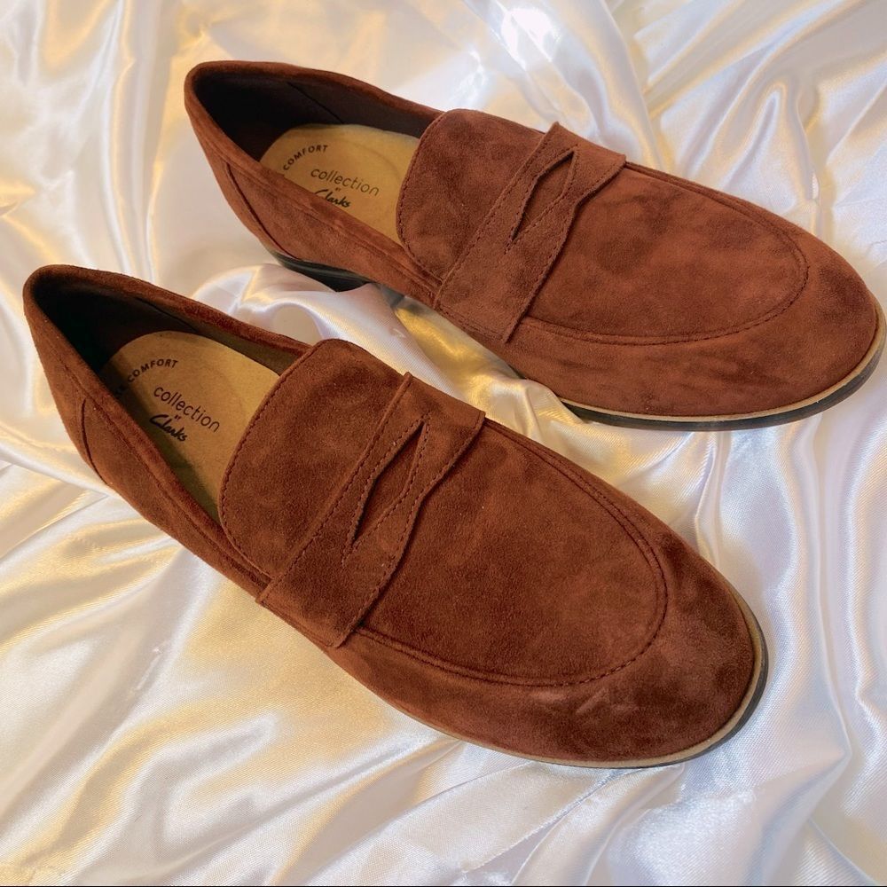 Clarks Women’s Brown Suede Trish Rose Loafers Size 8.5M